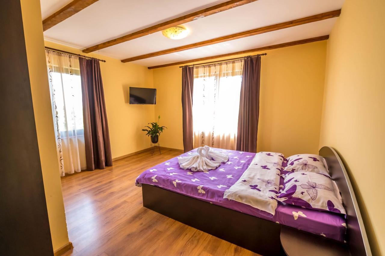 Casa De Vacanta Sadu Dış mekan fotoğraf