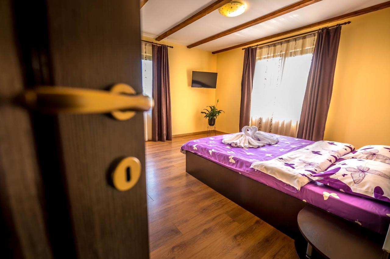 Casa De Vacanta Sadu Dış mekan fotoğraf